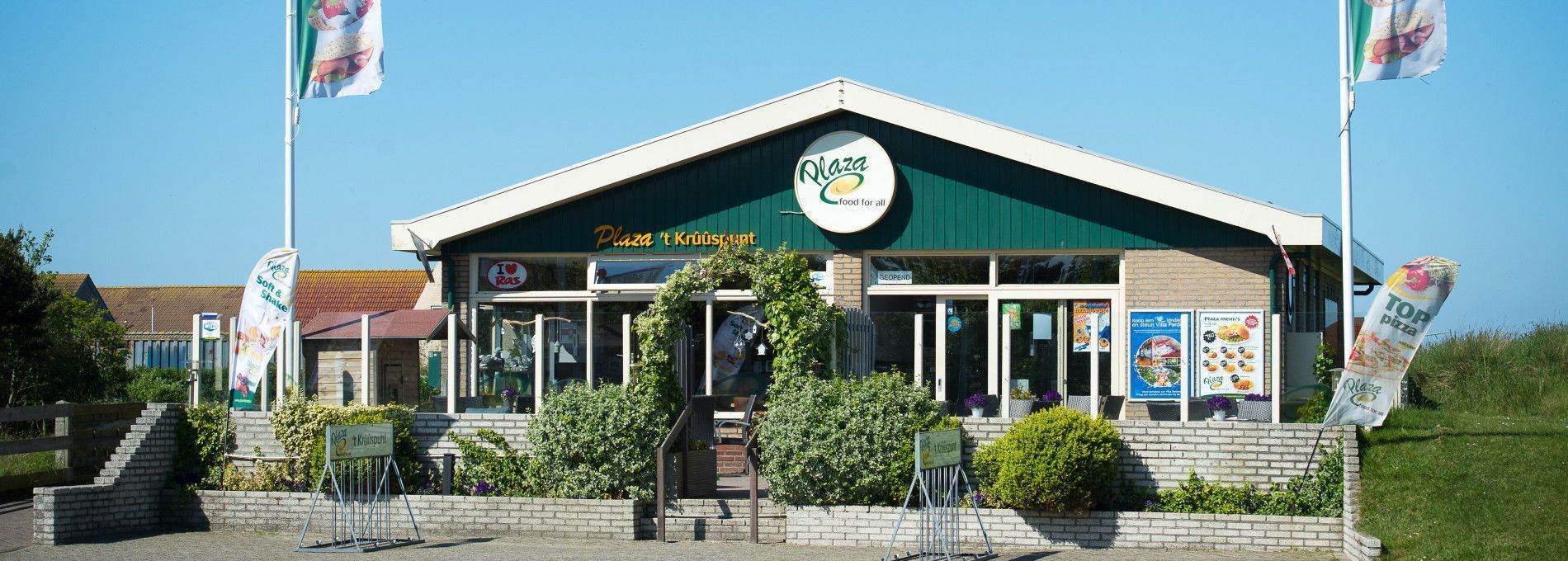 Cafetaria Plaza 't Kruuspunt - VVV Ameland