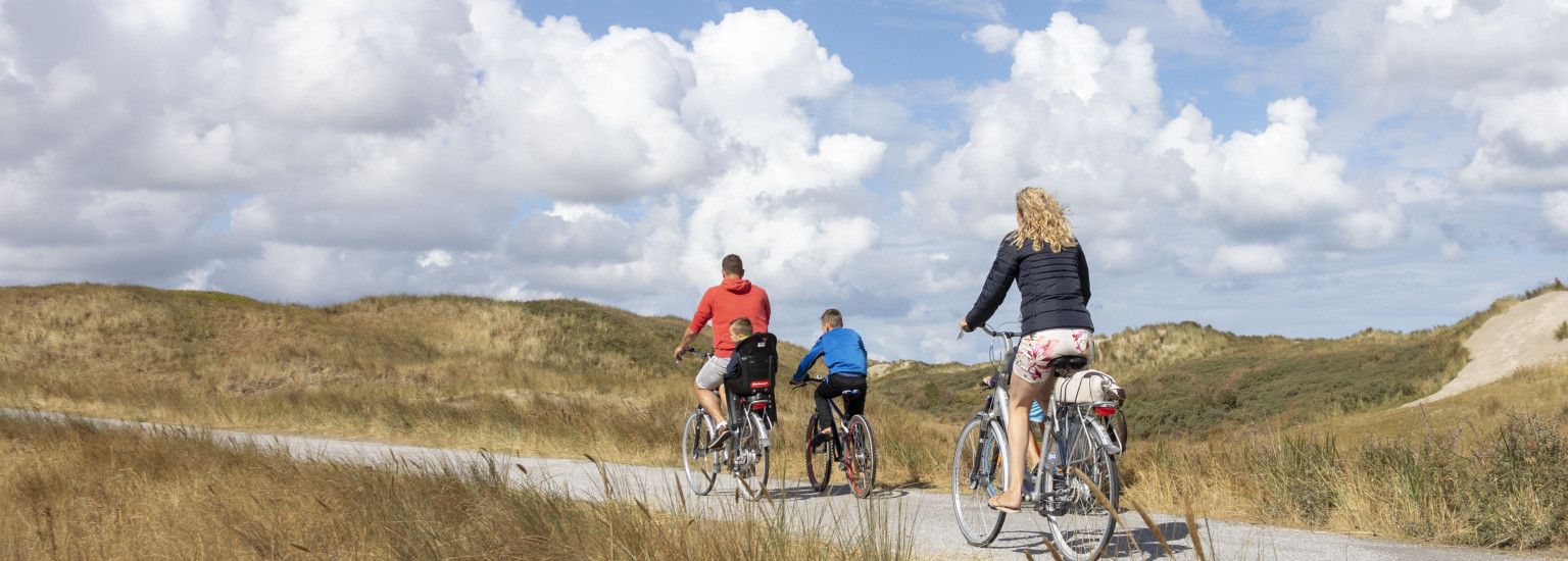 Fietstocht langs herinneringen uit de Tweede Wereldoorlog - VVV Ameland