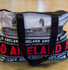 Wat neem je mee in je strandtas? - VVV Ameland