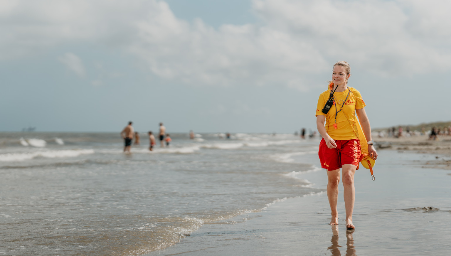 Wat neem je mee in je strandtas? - VVV Ameland