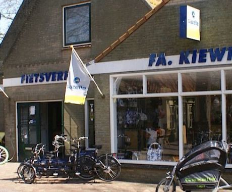 Fietsverhuur Kiewiet - vestiging centrum dorp Nes - VVV Ameland