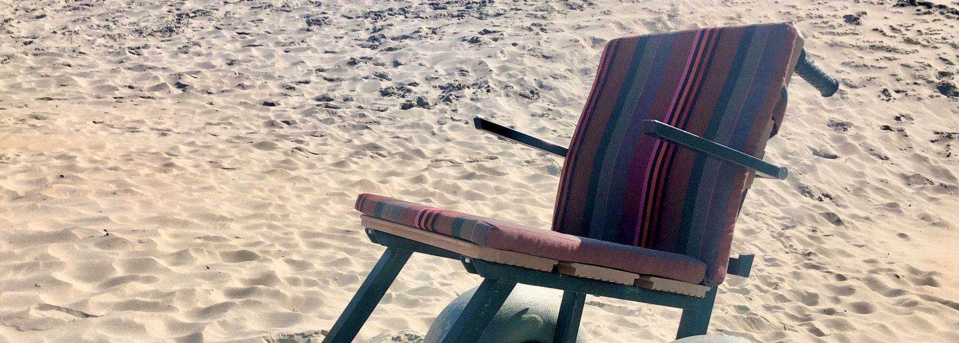 De Jutter strandrolstoel - VVV Ameland