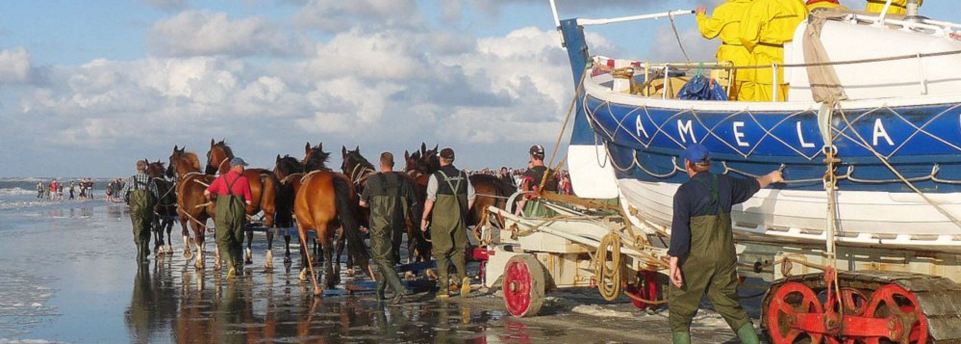 Demonstratie paardenreddingboot - VVV Ameland - foto Nanne Nicolai