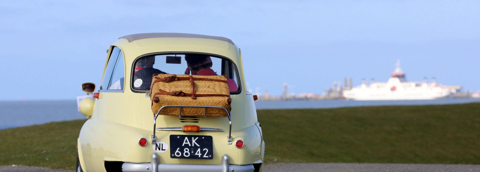 Parkeren in Holwerd - VVV Ameland