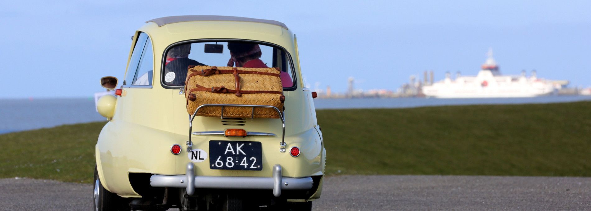 Parkeren in Holwerd en Parkeerplaats Wagenborg Passagiersdiensten - VVV Ameland