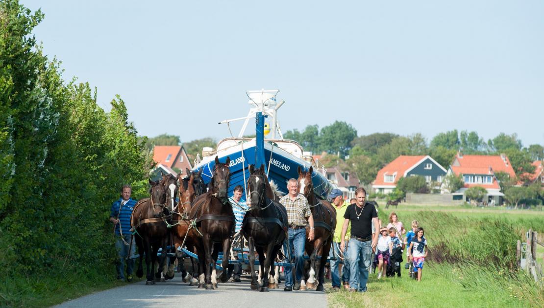 Demonstratie paardenreddingboot - VVV Ameland