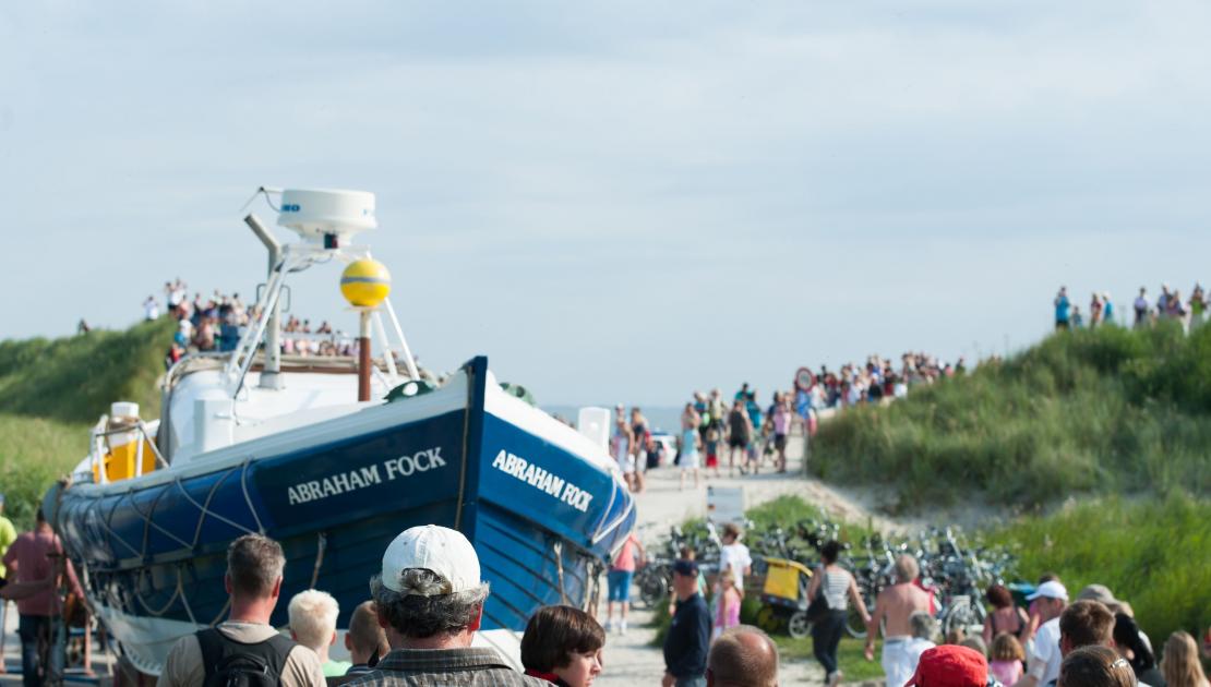 Demonstratie paardenreddingboot - VVV Ameland